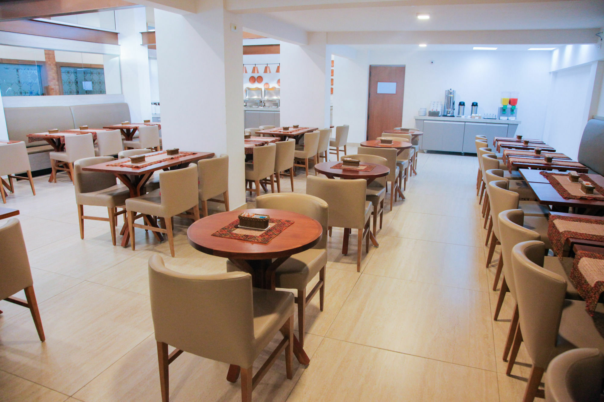 Slim Pajuçara by Tropicalis Hotel 3*